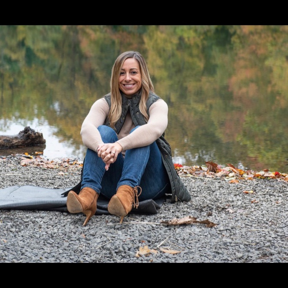 Meet your Posher, Lauren